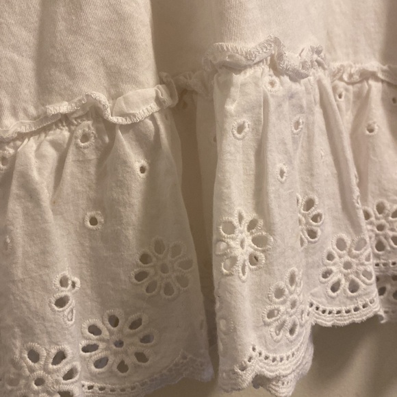 J. Crew Women’s White Tank with Ruffle Bottom - Picture 3 of 4